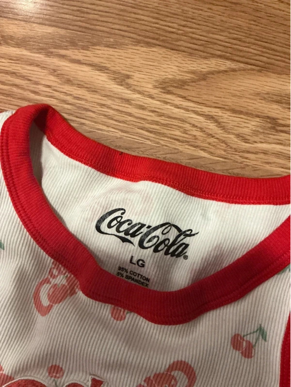 Coca-Cola Cherry Coke Crop Tank Top Size Large - Picture 3 of 5